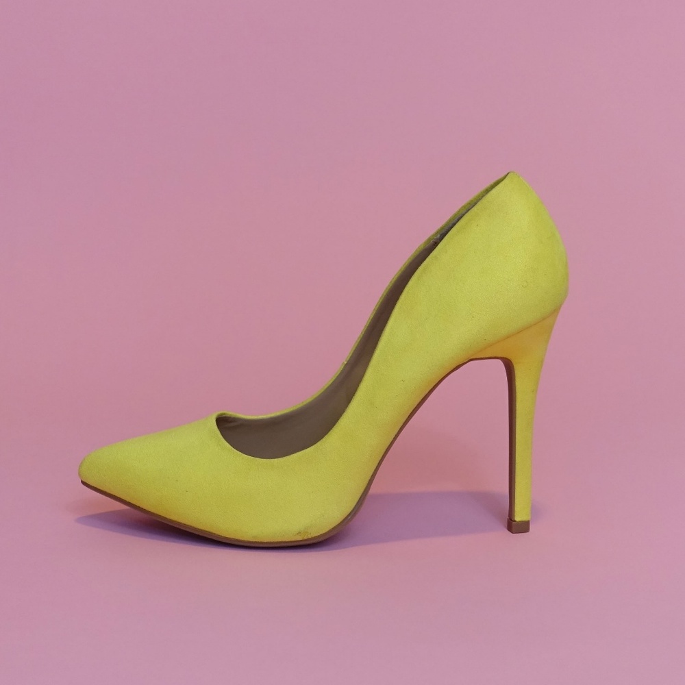 Yellow Suede Pumps | Size 11